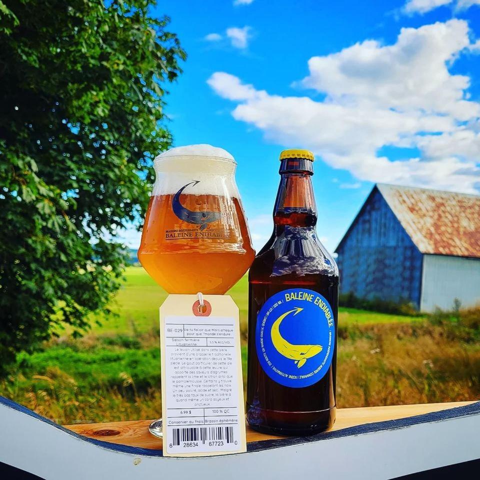 La Baleine Endiablee Microbrasserie Riviere-Ouelle エクステリア 写真